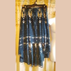 Princess Vera Wang Abstract Hi-Low Skirt